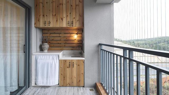 若是再装修，阳台一定记住这3点，不光是为了颜值，关键是很实用