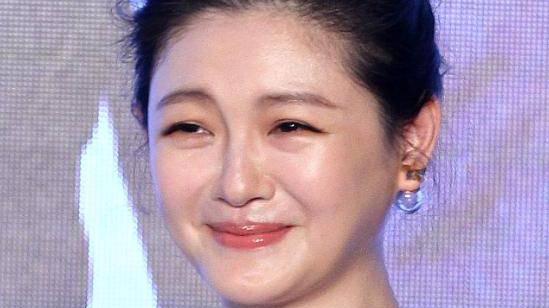 大S|刚结婚就要异地恋？妈妈否认大S回韩国生活，声称那孩子怎么办？