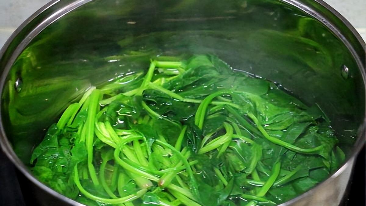 菠菜|清明后，遇到此菜要敞开吃