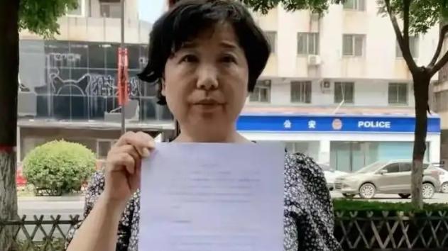 许敏|不装了？杜新枝公开回怼评论，怒骂许敏贪婪，网友：破罐子破摔