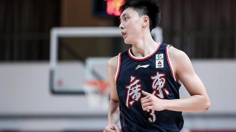 胡明轩|砍44分12助6板！宏远FMVP正式回归，杜锋这一妙招解除小胡封印