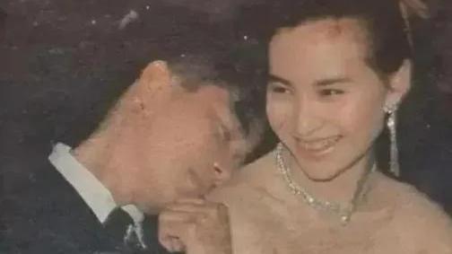 何超琼|何超琼和陈百强的爱情故事，让我们再次相信爱情