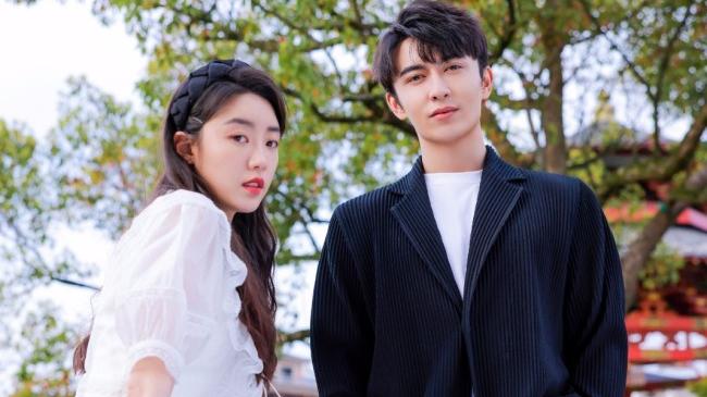 袁冰妍|祝卿好官博发糖！袁冰妍郑业成现代装恩爱照释出