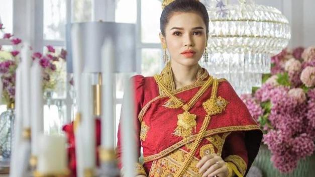 |东南亚球队崛起的秘密！美女老总真球迷，曾自掏腰包1亿奖励球员