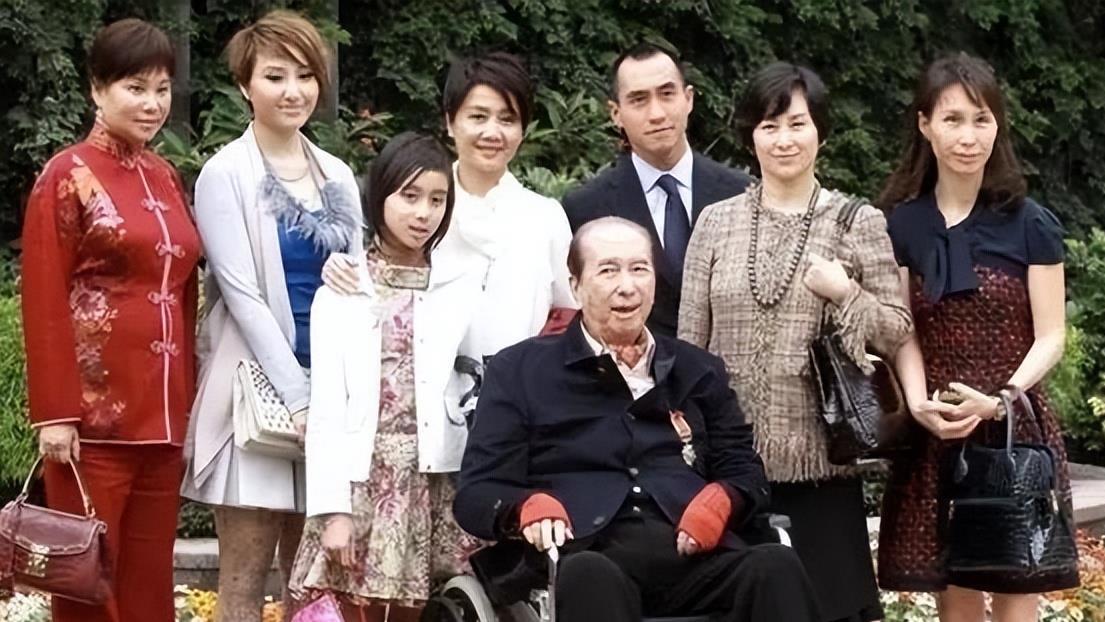 何鸿燊|何鸿燊为何不立遗嘱，眼睁睁看着家族乱成一团