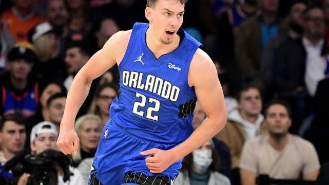 法蒂|NBA官方新秀榜：莫布里力压坎宁安居首 格林第5 库明加跌第10