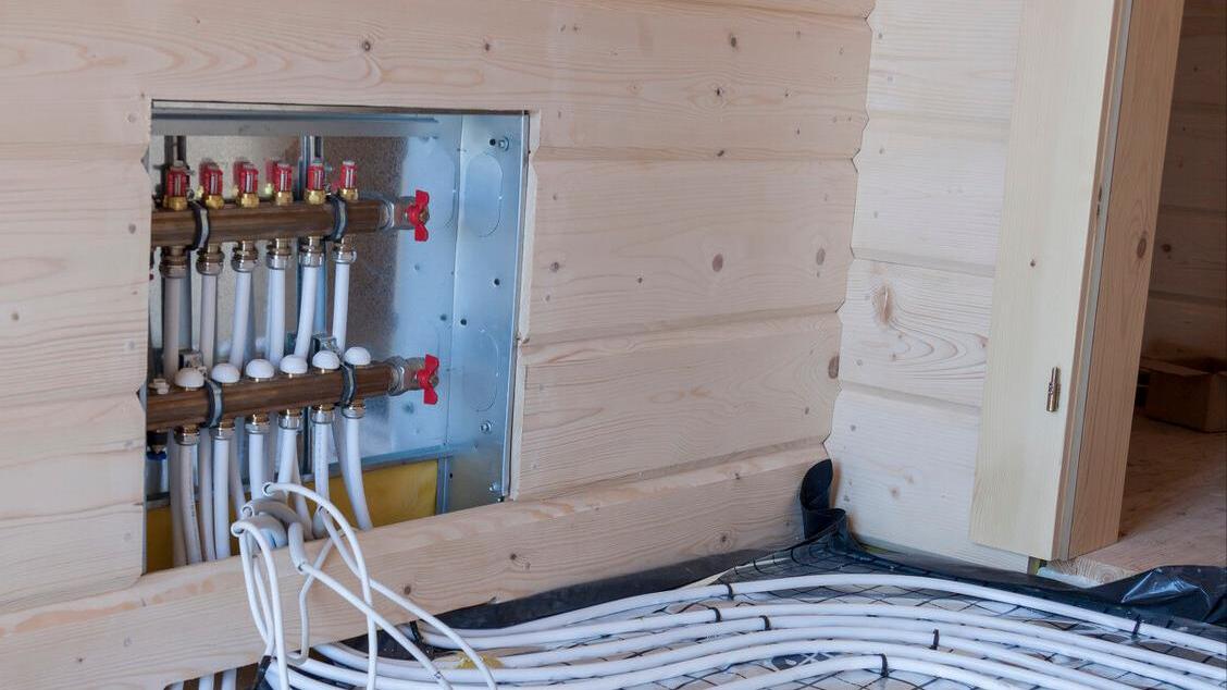 地暖回水不热，不要盲目处理，2种情况的处理方法是不一样的