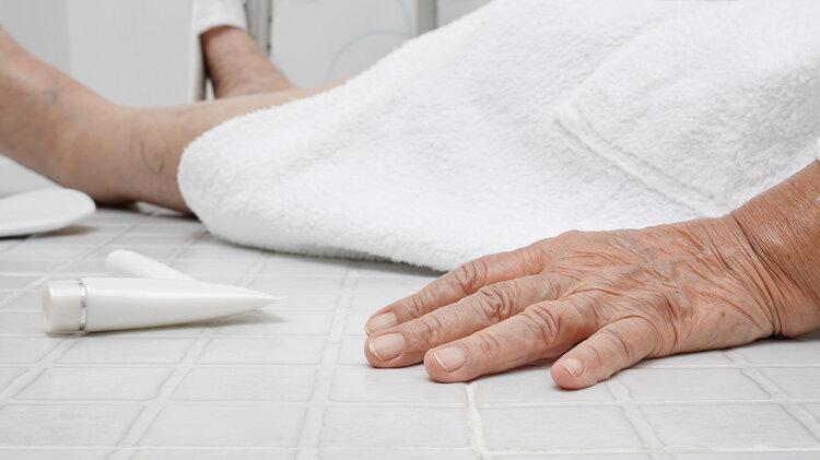 运动|身体好不好，看鞋知道？鞋底若是3种情况，要多留个心眼