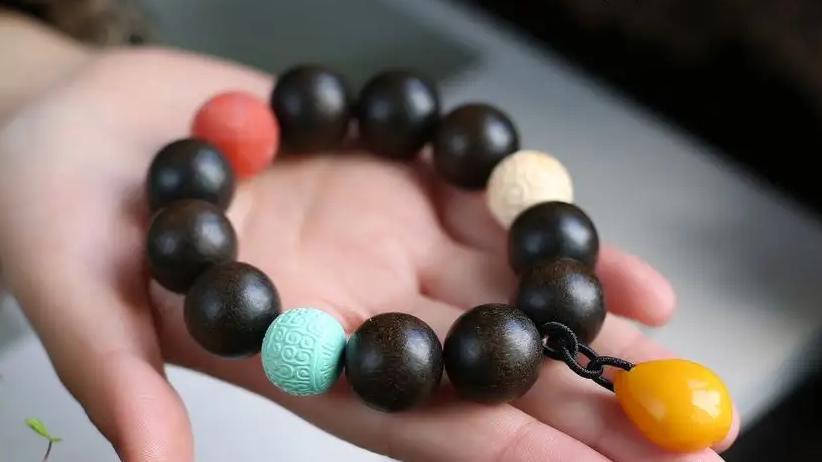 |佛珠手串可以送人吗？戴佛珠手串有什么用？