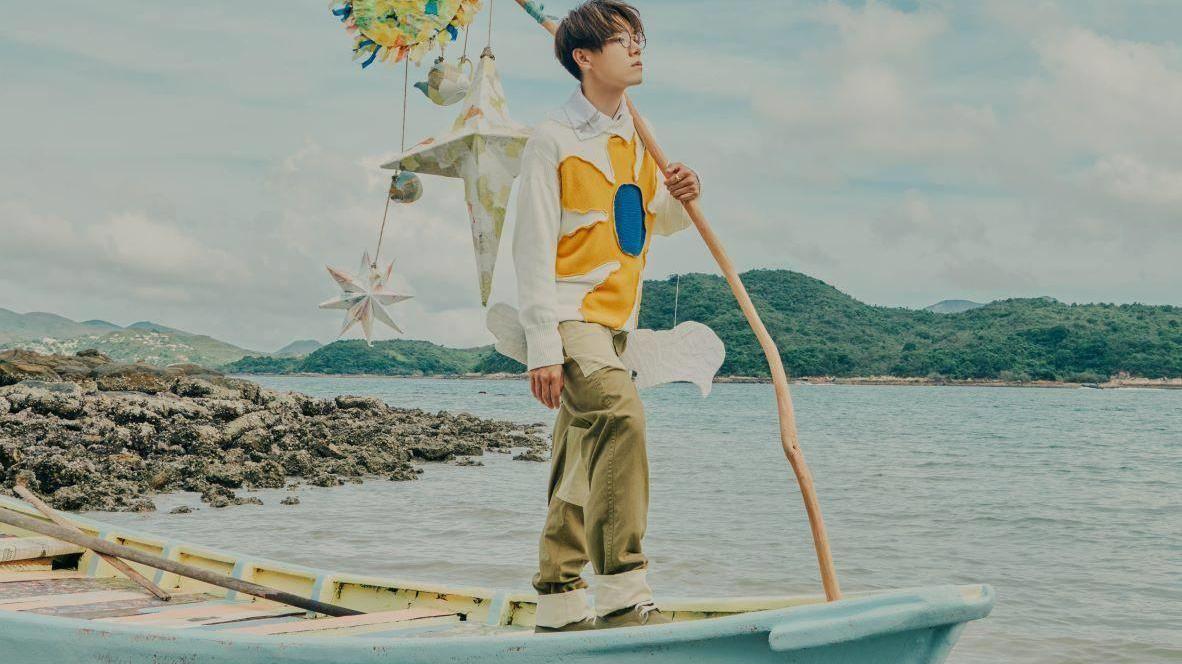 香港体育馆|出道仅3年红馆开唱6场，陈奕迅赞他不一般，港乐终于后继有人