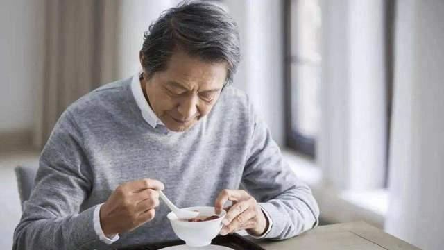 尿酸|肝气一通，百病无踪，送你三个中成药，疏肝、清肝、补肝