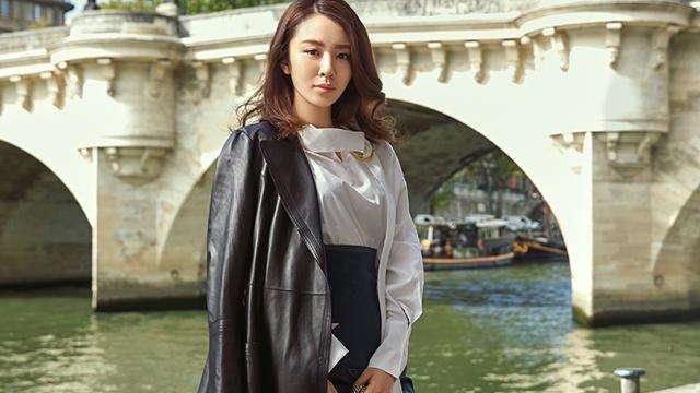 穿衣搭配|优雅穿搭也能接地气，巧用搭配提升质感，直接照搬王晓晨的穿衣