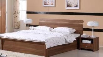 床头柜最忌讳这样摆，老师傅看了唉声叹气，活该你家穷