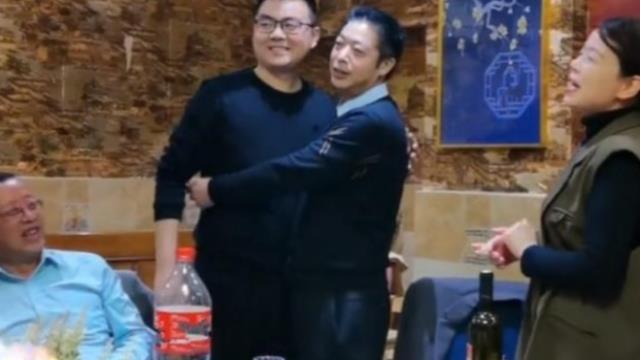 手势舞|田静更动态，悦悦跳手势舞庆六一，姚威回归童真，网友：书香门第