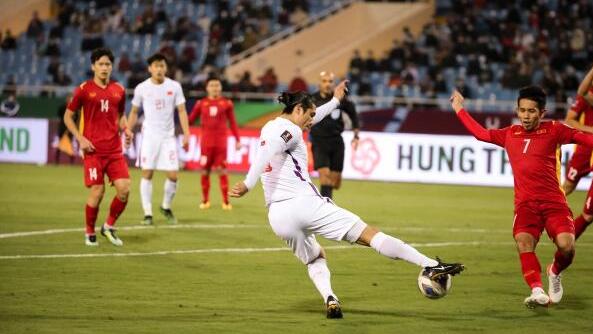 奥巴梅扬|7-0！越南U21踢疯了：6人破门打崩大2岁对手，咱们却放弃大赛练兵