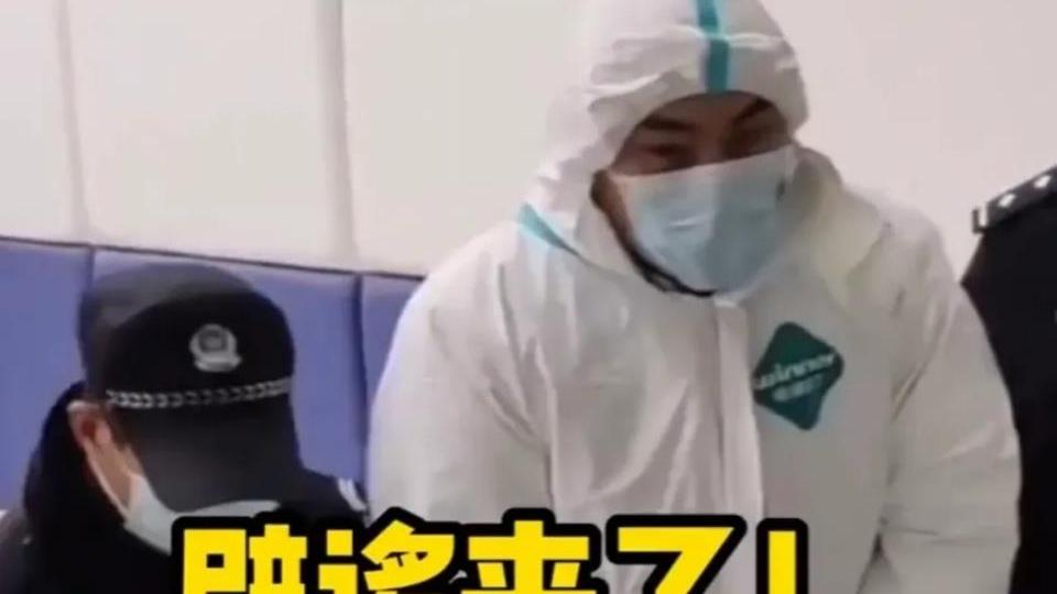 张卫健|张卫健没想到这次是身高救了他