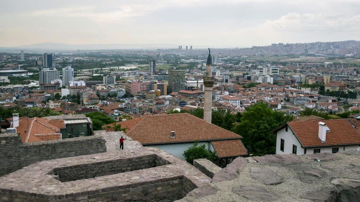 全球架子最大的国家，实力平平却得罪五常全体，邻国几乎都是死敌