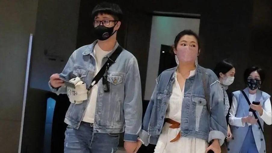 Selina|不瞒了！芒果台亲女儿离婚，竟然被绿了五年！