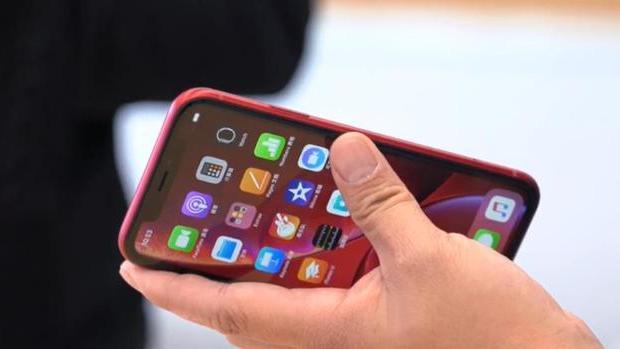 iPhone|用了4年的iPhoneXR终于要退休，买13，还是等14？分析后不纠结