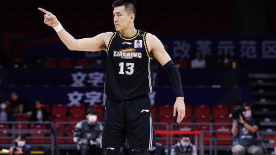 中超|辽宁大放厥词超越宏远，31岁莱多火线复出救主！杨鸣赛前遭打脸！