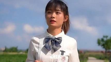 安徽|900万严素再翻车？做菜食油成桶往锅里倒，普通人几个月都用不完