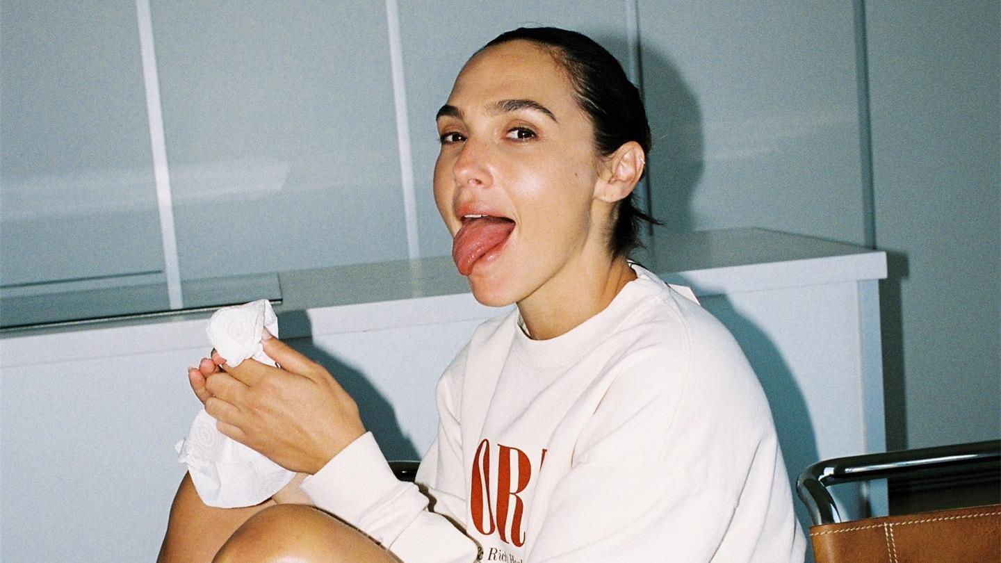 盖尔·加朵|盖尔·加朵爆出美照，生完三娃产后，身材仍火辣