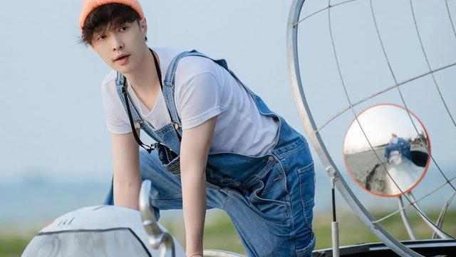 沈腾|《向往》就缺沈腾这个人！对比前期收视情况，看懂王道是关键