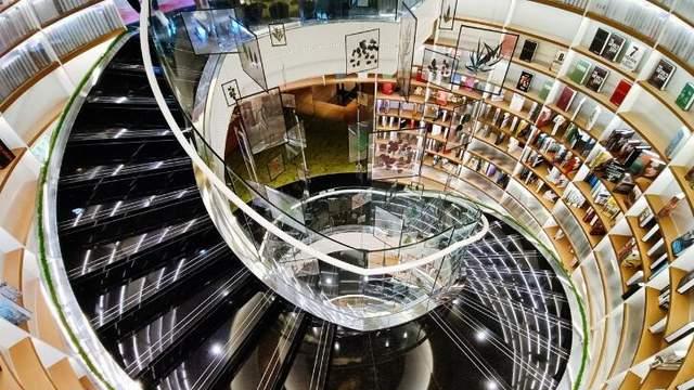 |反击开始！4800万四摄+65W闪充，来自小众性价比的呐喊