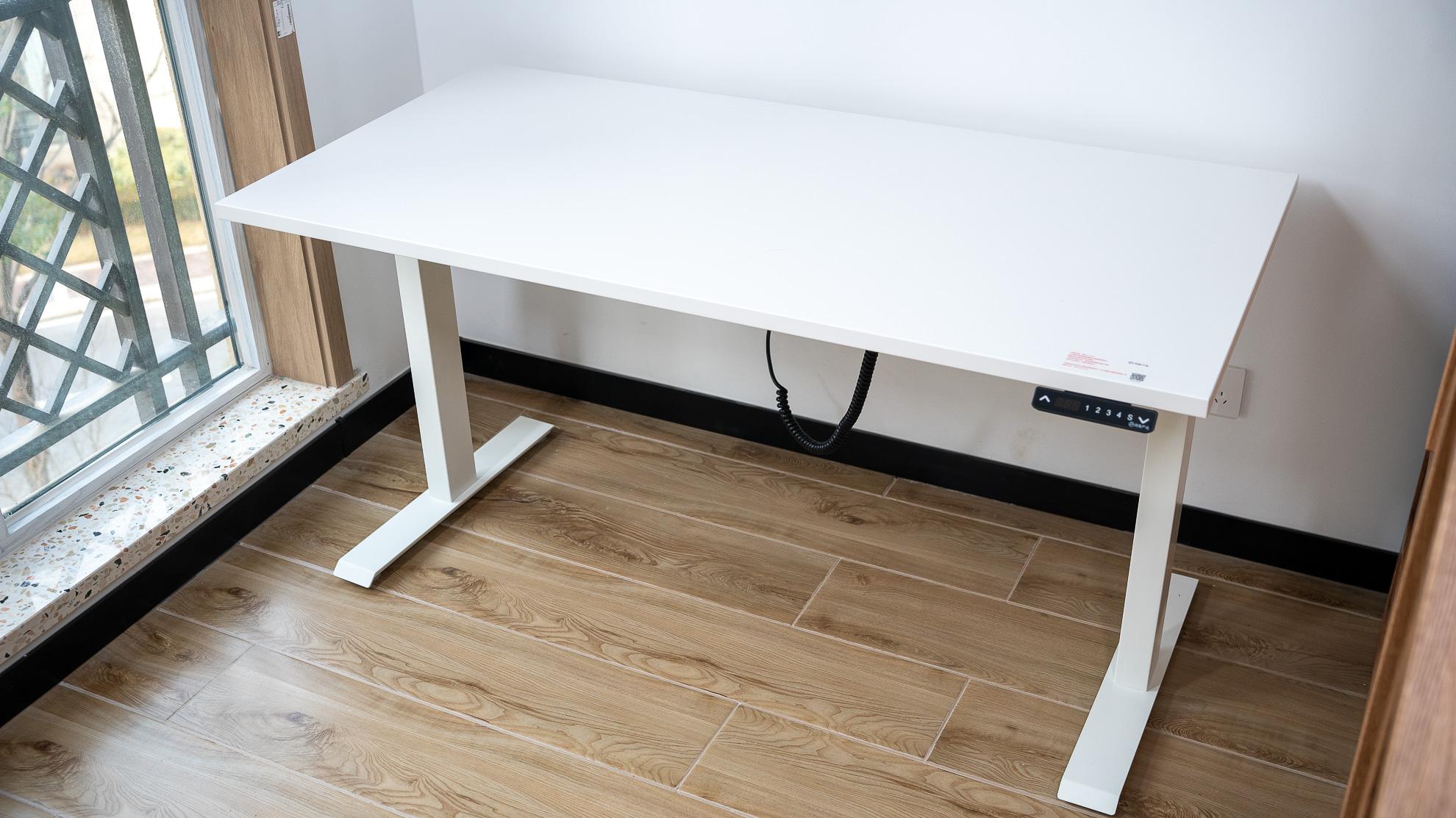 2022桌面搭建分享：这些好物也许你也会心动