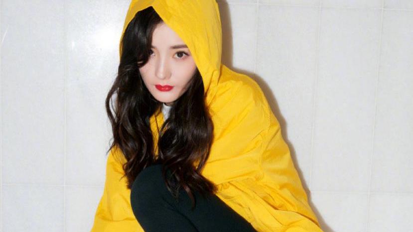 饶敏莉|杨幂爸爸晒出自己的豪宅，院子全部拿来种菜，蔬菜瓜果都自给自足