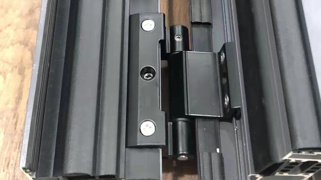 阳台原有护栏能不能拆？听师傅说完，下次不这样装了！