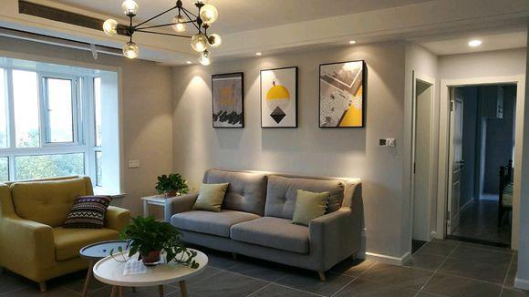 同事花10万请熟人装新房，结果只需看地砖，就知道设计师不专业！