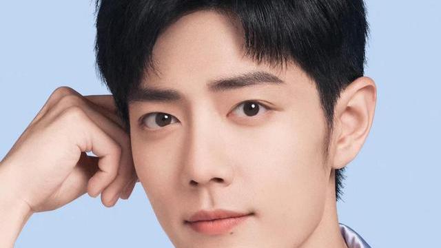 肖战|肖战代言续约不意外，睡衣造型是意外，有趣的灵魂来内卷