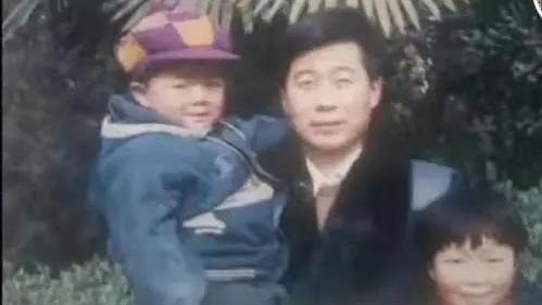 郭希宽|郭希宽曾把姚策抱在怀里，几个小时不肯撒手，难道是在告别？