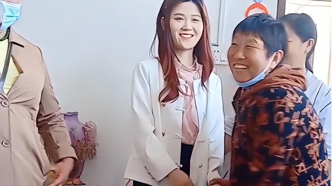 朱之文|农民歌手大衣哥：网传陷入经济危机，新儿媳陈萌豪门梦破碎？