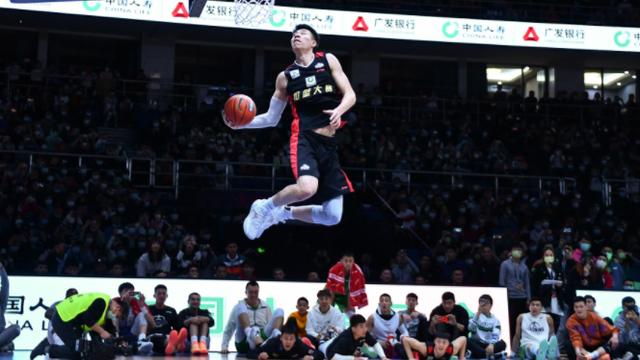 阿根廷队|挑战张镇麟！中国男篮希望之星全力出击 CBA扣篮大赛让人期待