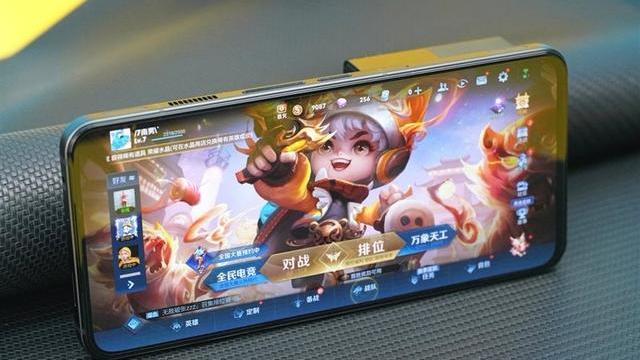 |24G+1TB卖7499供不应求，好评率达到98%，多少人愿意买？