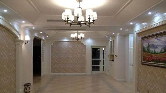 老婆不知道钱难赚呀，118平房子装修花了30万，真是败到家了