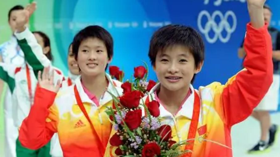 奥运会|认不出来！中国跳水奥运冠军大变脸，走出复古风，29岁至今未婚