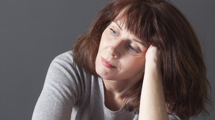 |提醒：人走向衰老时，身体常有这4个表现，是时候多留意一下了