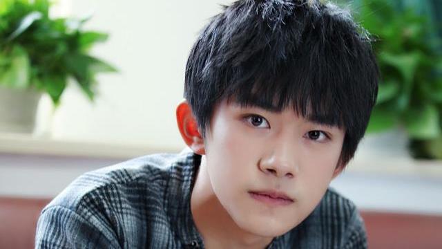 易烊千玺|社会舆论应如何客观评价“争议”艺人易烊千玺：他还是一个孩子！