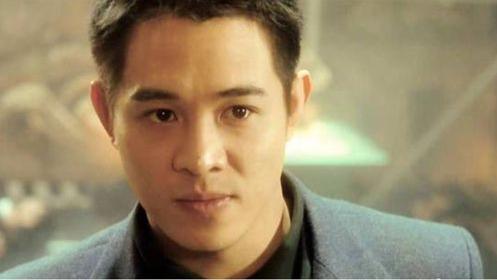 中国国籍|从国家一级演员中除名！这四位家喻户晓的巨星竟不是中国国籍？