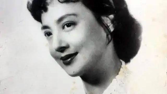 玫瑰|在中国女演员中，最有魅力的十位女明星，各有各的美，都像玫瑰花