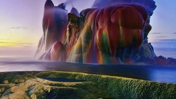 间歇泉|全球十大间歇泉之一: 艳丽的飞翔间歇喷泉