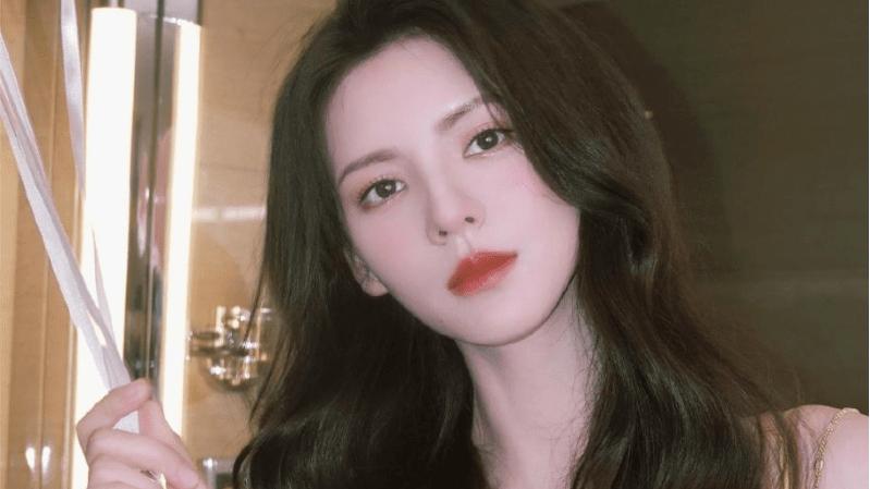 杨幂|一“眼”定情，杨幂陆婷玉眼眸可藏星河