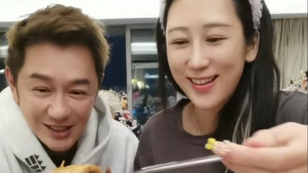 陈浩民|比起陈赫彭于晏的伙食，陈浩民一家的晚餐，被网友调侃是在拉仇恨