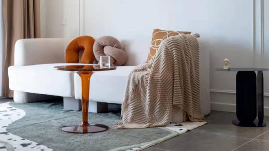 118㎡的三居室，空间色彩明丽，玄关设计太提升颜值了！