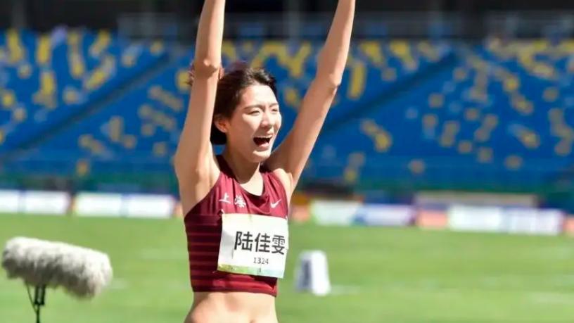 跳高|20岁的上海小花，早年以跳过1米9，有望成为中国跳高界的新希望陆佳雯