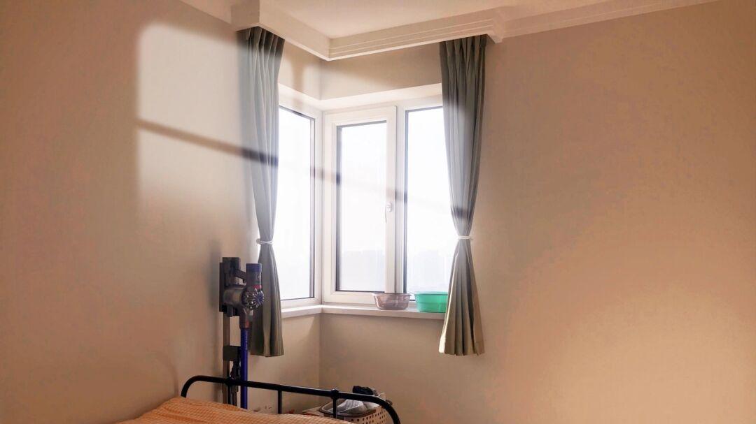 一家三口乔迁入住，全屋极简装修，电视墙不做造型太喜欢了！