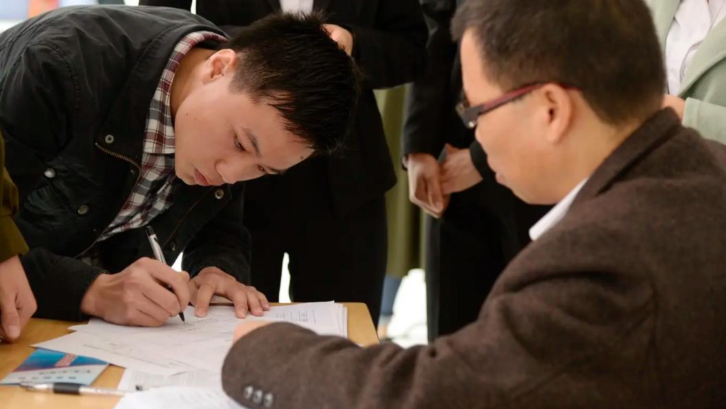 招聘|22年中铁五局正式招聘，实习工资7000起，这三类专业优势明显